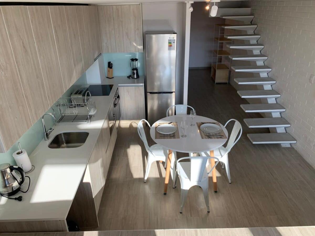 Apartamento Comodo Loft De Lujo Con Jardín, Con Estacionamiento, Servicio Hom